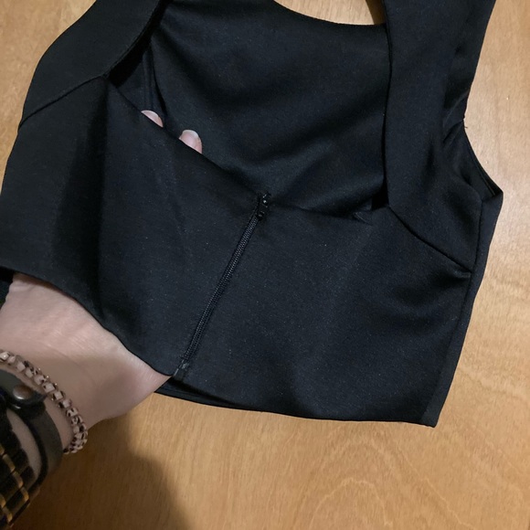 Two Piece Black/Red Floral Formal Dress - Picture 4 of 4